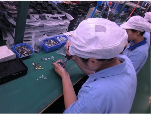 Ψ�ʹ���̽�أ�600���佹ZV55C6���� 