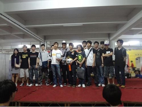 G927成亮点 华南高校电竞决赛现场火爆