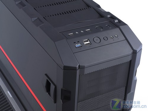 超强双主板设计 游戏悍将全塔机箱曝光_游戏悍