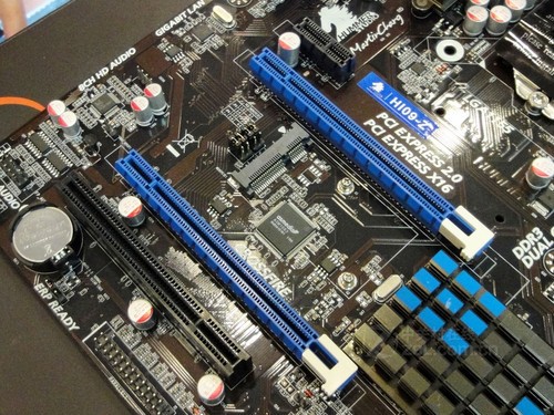 ��ɱǧԪP67 �ݲ�ȫ�̳�ƵZ68��799Ԫ 