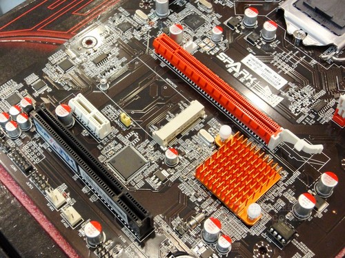 ����398Ԫ U3ȫ��̬���H61���������� 