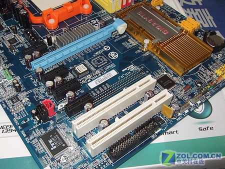 ���Σ�GIGABYTE��M55S-S3ͼƬ���� ��4�� -ZOL�йش����ߵ�4��