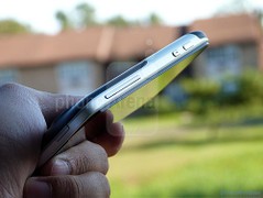 双核1.5GHz拍照利器 HTC Amaze 4G真机秀