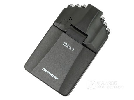 纽曼微影x3与征服者cvr-h68哪个好