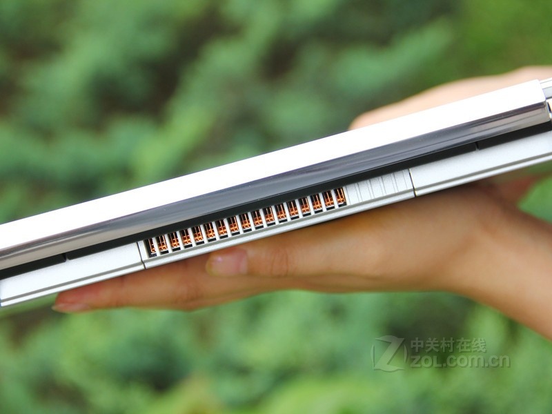 【美女效果图】索尼SA4银色散热孔图片 图17