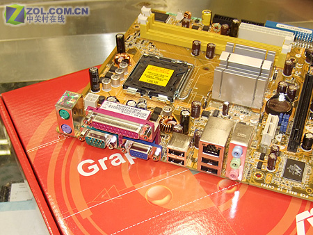 ��˶��ASUS��P5GZ-MXͼƬ���� ��5�� -ZOL�йش����ߵ�5��