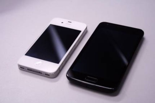 1+1大于2！分析三星I929和iPhone4s的用户选择 