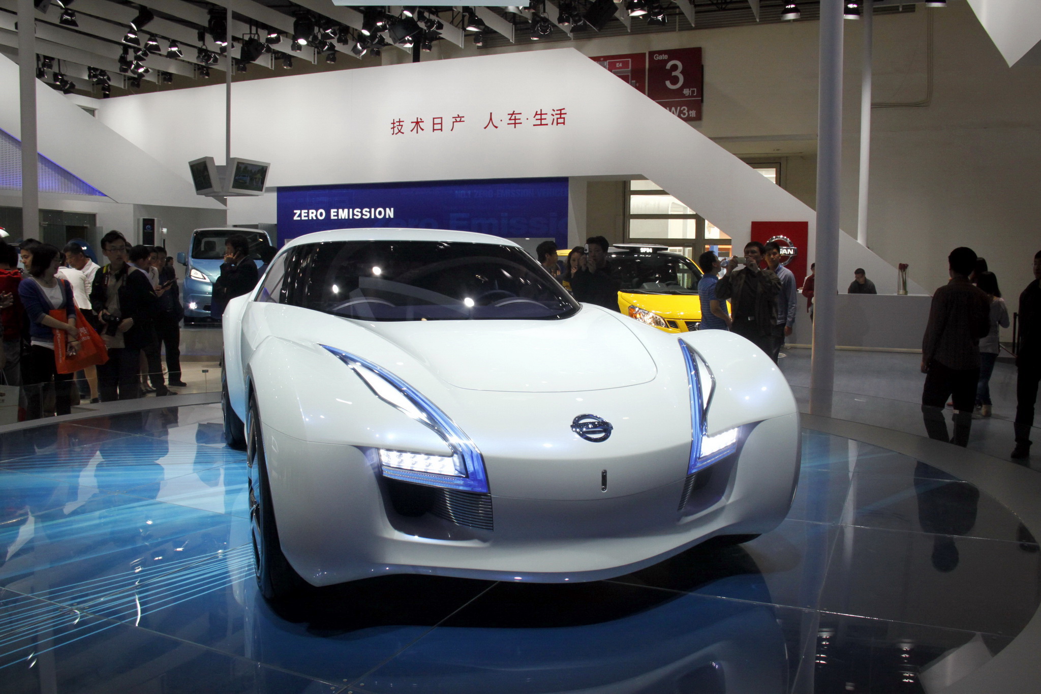 日产尼桑全包围丝圈汽车脚选什么牌子好 同款