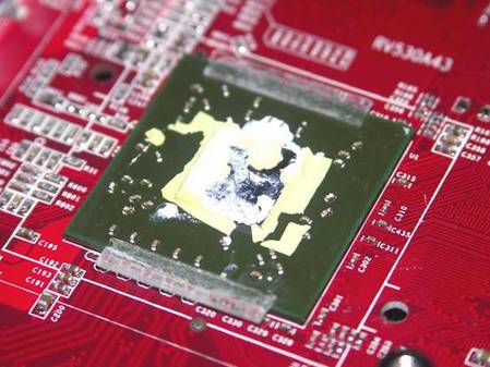 彻底摧毁7300GT祺祥高频1300XT DDR3仅499