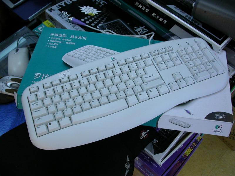 �޼���Logitech����׼����ͼƬ���� ��4�� -ZOL�йش����ߵ�4��