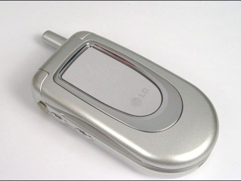 LG C1100