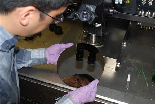 IBM再创奇迹 碳纳米管迈出取代硅第一步