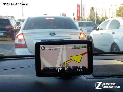 ͼ TomTom6Ʒײ 