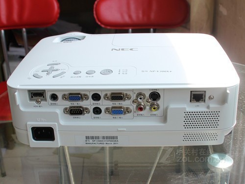 上海30平方米会议室投影机NEC V300X+专卖