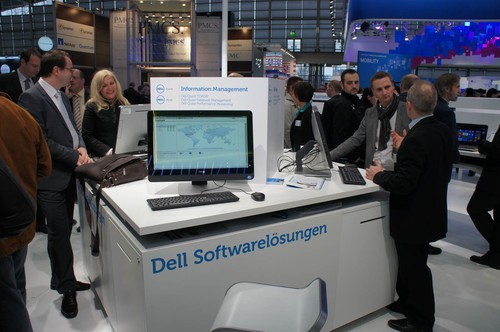 CeBIT������չ�����ֶ��������ܳ�(ͼ) 