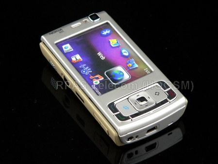 图为还没有正式上市的诺基亚s60智能手机n95