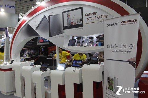 �߲ʺ���ĺ�ƽ��U781����Computex 