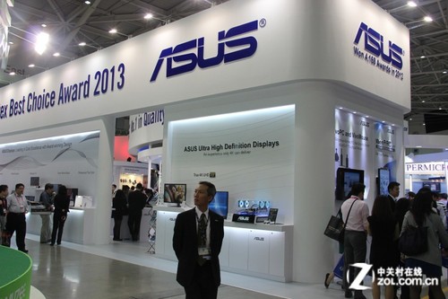 ��ɫϵ! ��˶PadFone Infinity����̨�� 