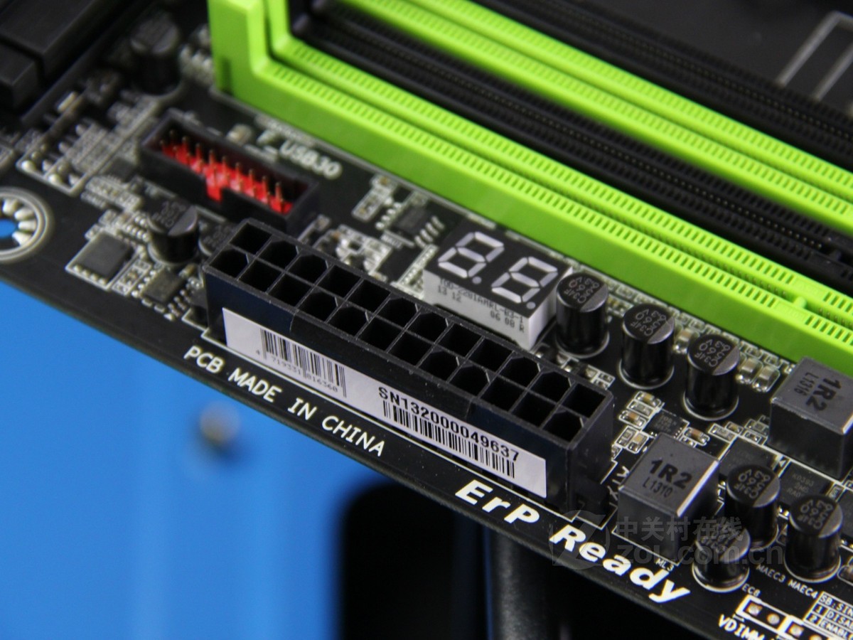 【高清图】 技嘉(gigabyte)g1.sniper m5效果图 图90