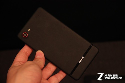 �������ʴ�150MB/s Tegra 4iԭ�ͻ����� 