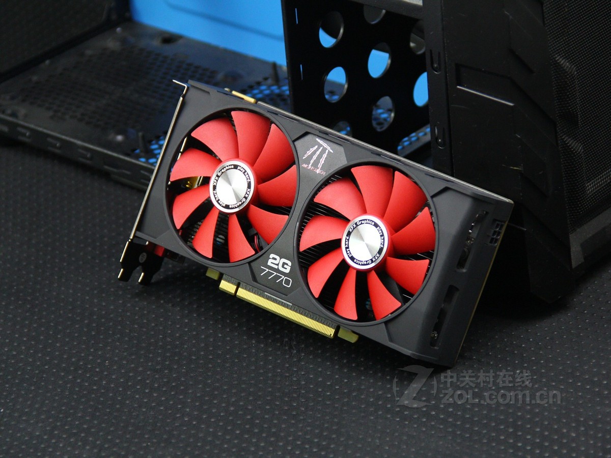 xfx讯景hd7770魔将2g双风扇