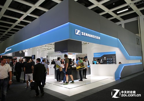 IFA2013����չ ɭ��Я���ľ��ͷ��չ 