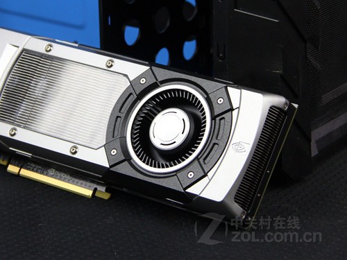 双黑泰坦分体水冷 看天价主机配置出炉(全文)_华硕 gtx titan-6gd5