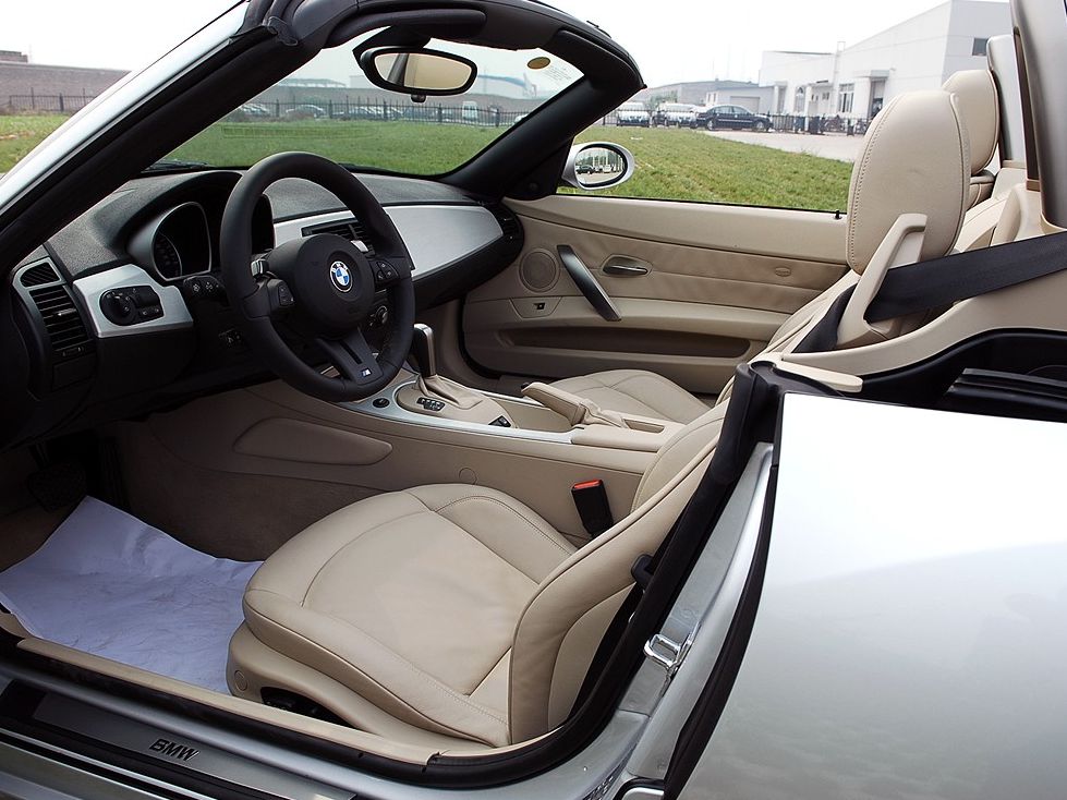 【高清图】 宝马(bmw)z4 敞篷跑车 3.0si 图25