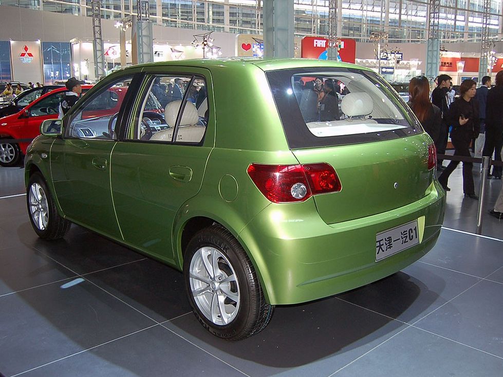 天津一汽威志两厢 1.4 豪华型