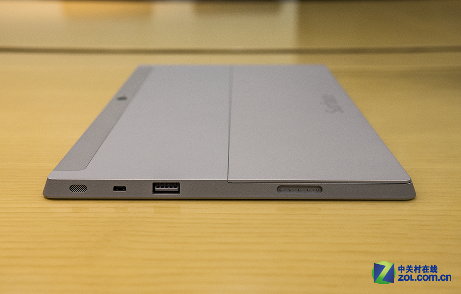϶Ա ΢Surface 2ͼ