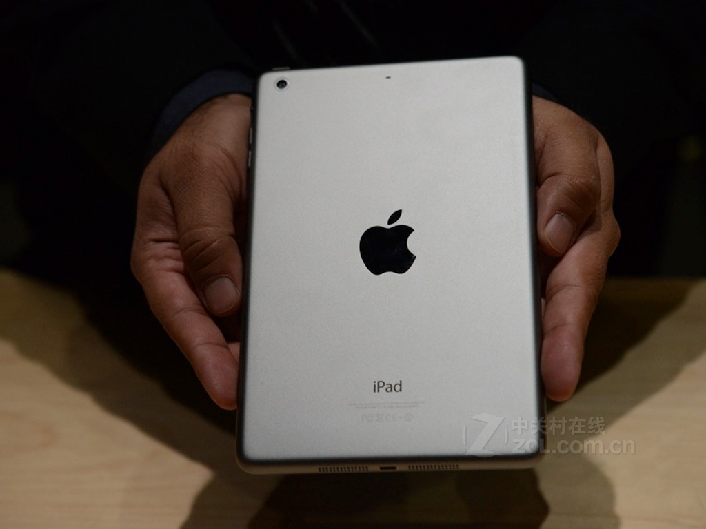 【高清图】 苹果(apple)ipad mini 2(64gb/wifi版)银色 图318