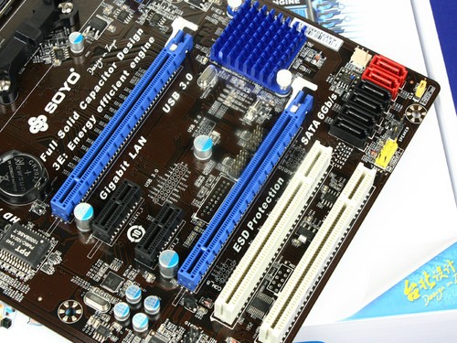 新一代apu接口梅捷fm2主板到货499