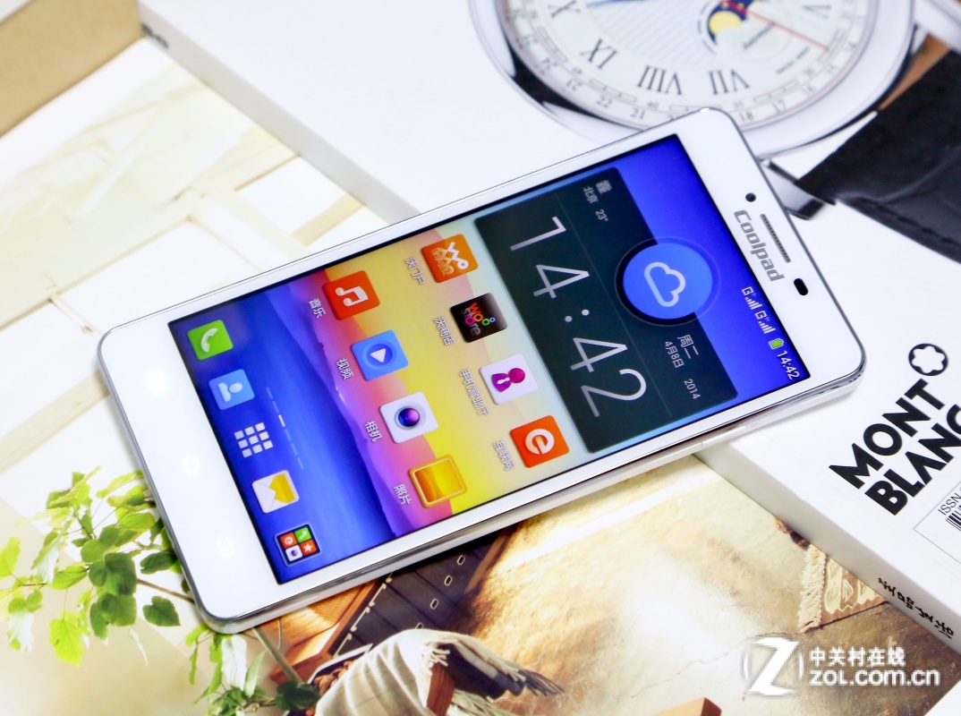 【高清图】 高速4g网络双卡双待 1399元酷派k1图赏 图2