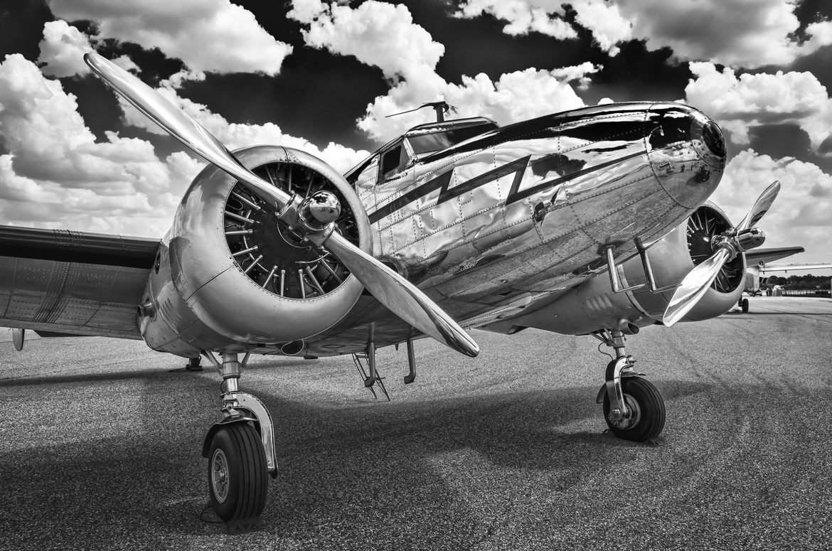 老式喷气式飞机