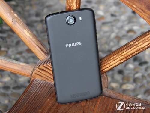 超高屏占比+仿皮后盖 飞利浦I928全面评测