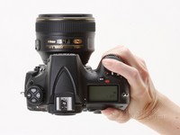 尼康D810 单机 3635万有效像素 全高清1080 全画幅 天猫15399元