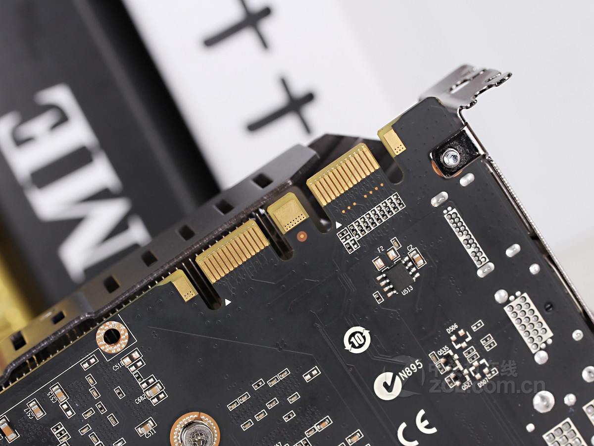 索泰gtx 970-4gd5霹雳版ha