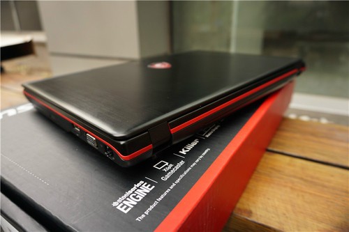 七彩背光独家订制 微星ge60 2pe开箱图