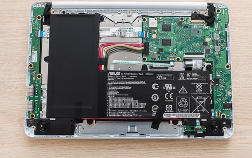 秒杀ipad 华硕eeebook x205t真机图赏