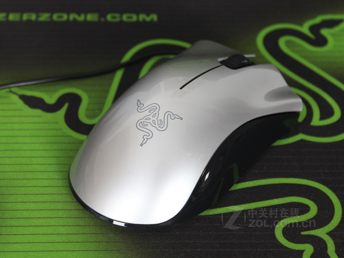 【高清图】 雷蛇(razer)razer 炼狱蝰蛇《逆战》典藏版鼠标效果图 图