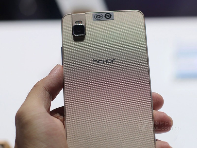 华为荣耀7i 实拍图(113/138)