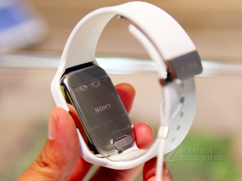 产品报价 智能手表 > 索尼智能手表 > 索尼smartwatch sw3 > 图片 >