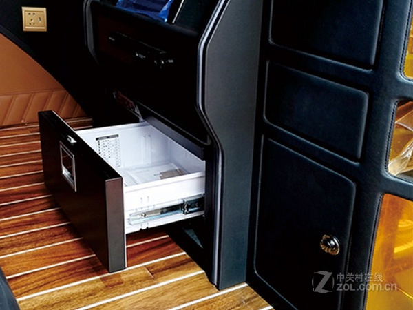 【高清图】 英得尔(indelb)ct16(房车专用冰箱)实拍图 图5