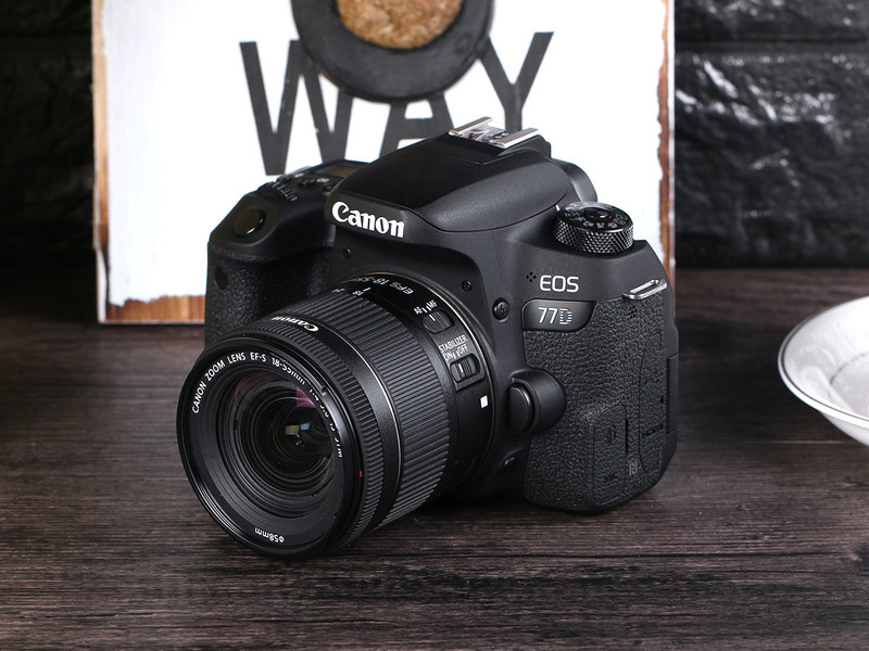 ܣCanon EOS 77D  /ͷ