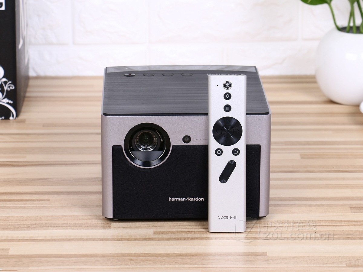 产品相关    极米z5极光  图片筛选 类型: 场景: 自动播放 原图下载 4