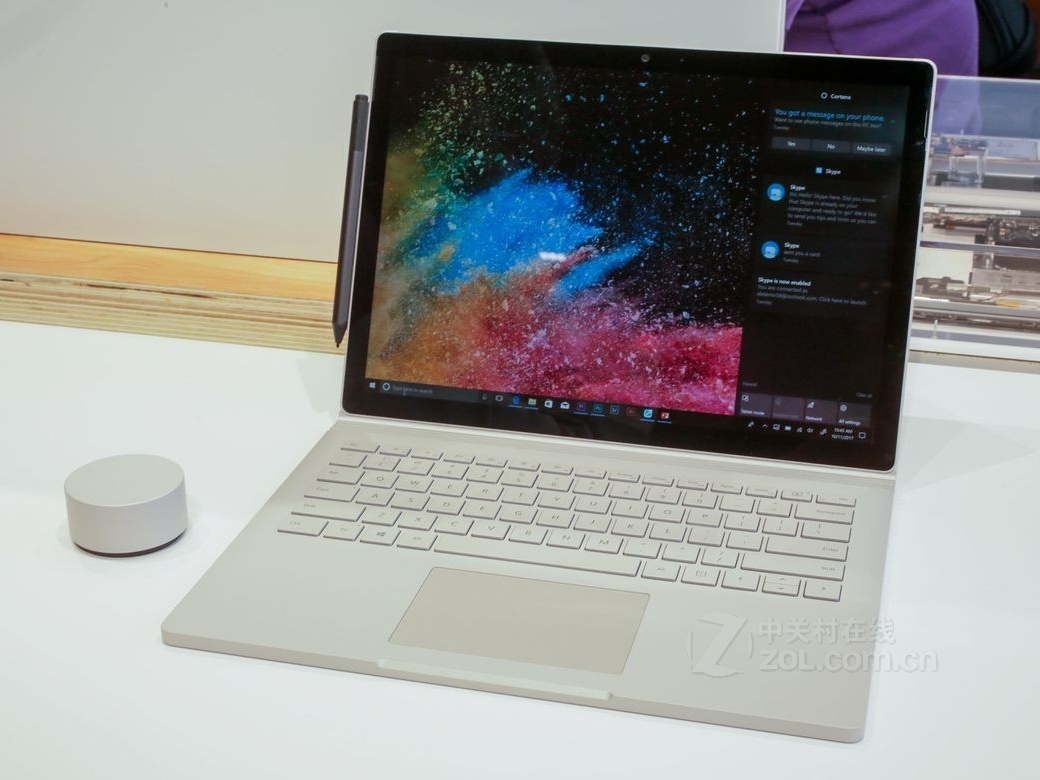 【高清图】 微软(microsoft)surface book 2(i7/8gb/256gb/13寸)实拍
