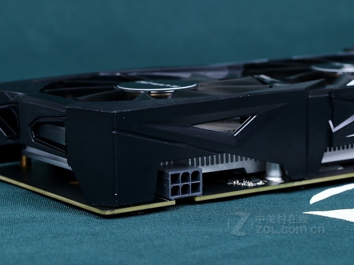 蓝宝石rx 560d 4g d5 白金版 oc(45w)