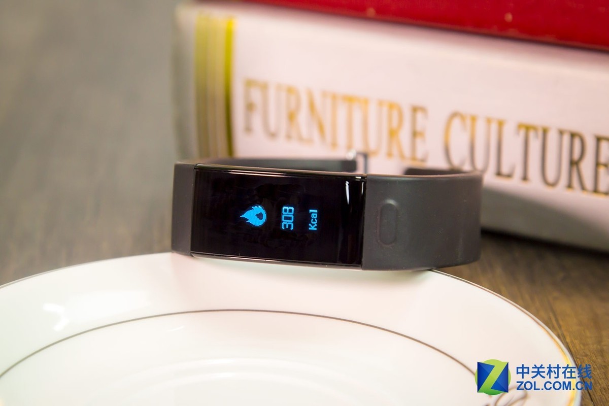 【高清图】 三重精准定位 斐讯w1智能手环评测 图7