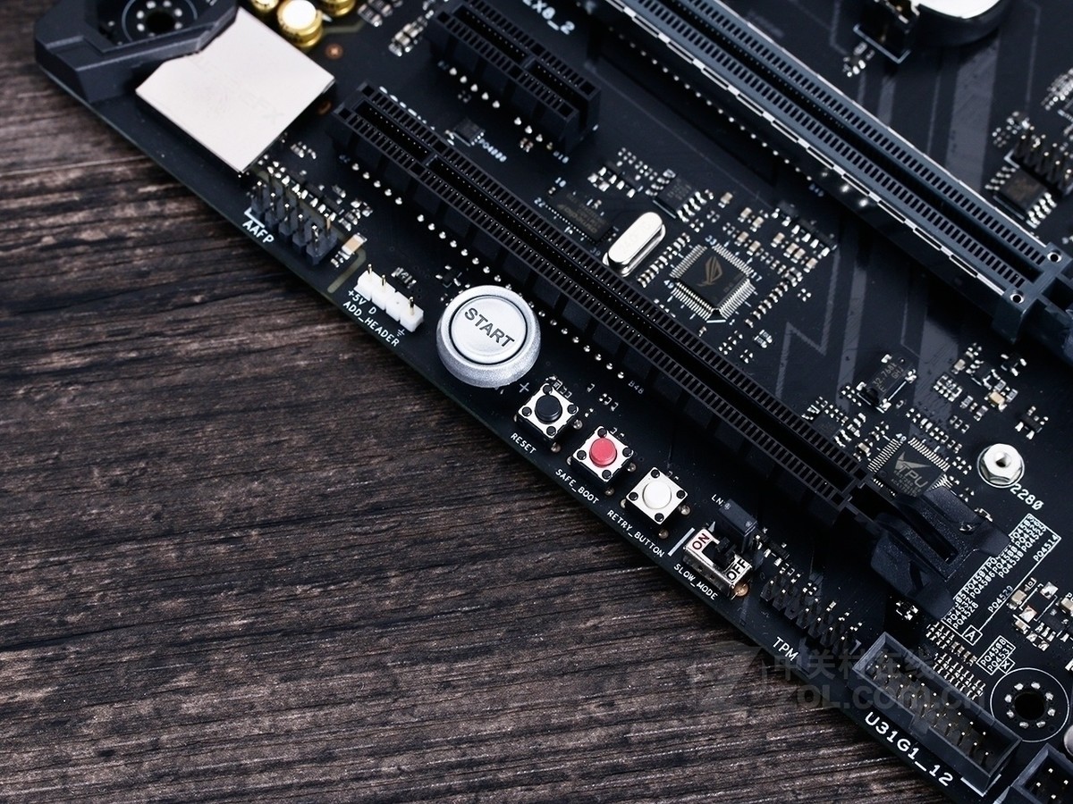 【高清图】 华硕(asus)rog maximus x hero (wi-fi ac)效果图 图169