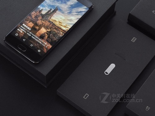 YotaPhone YOTA 3(标准版\/全网通)【现货下单